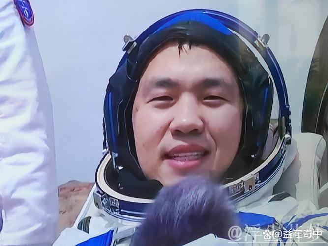 凯旋归来 光辉亮相